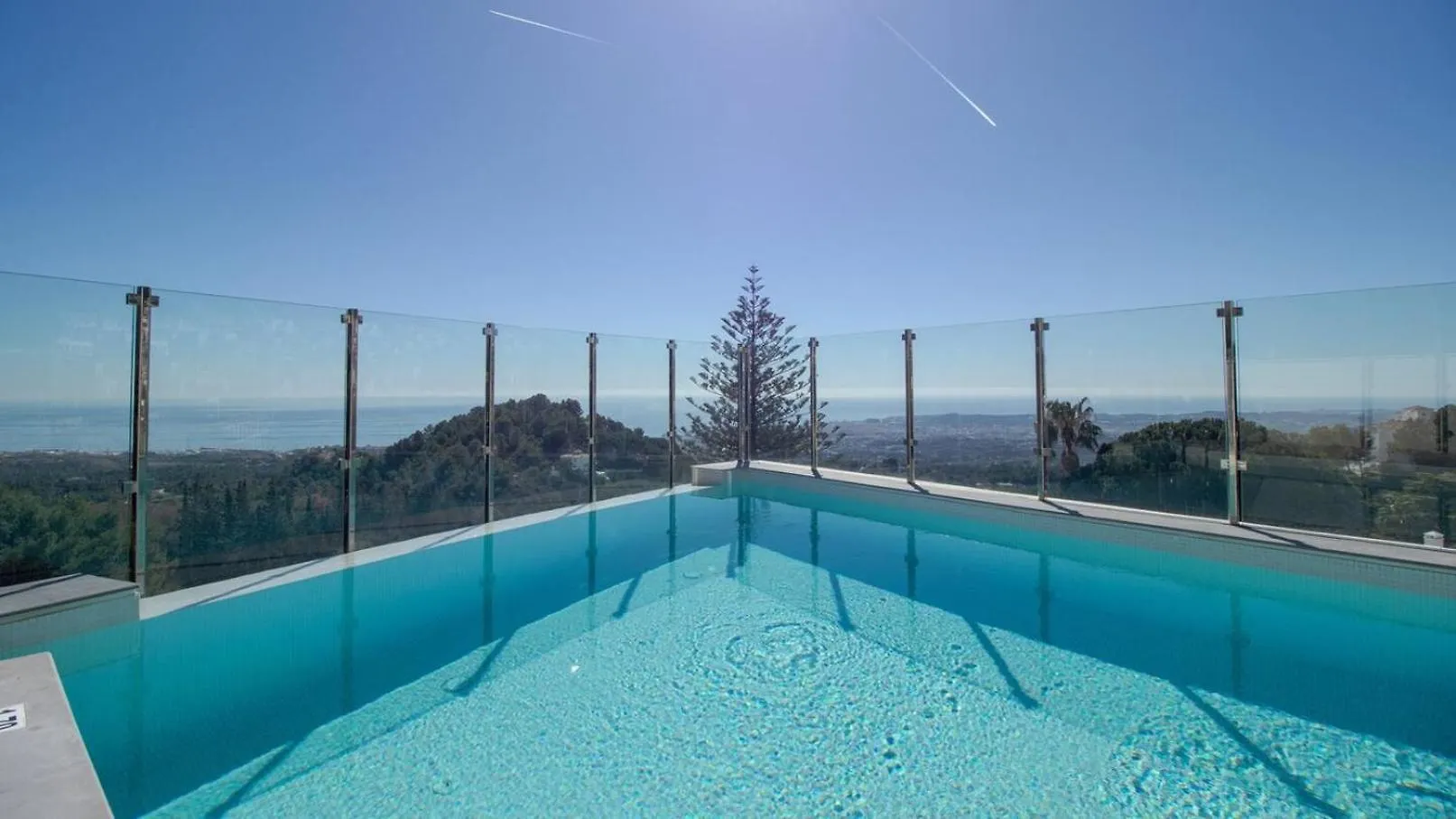 Stylish Central Apartment & Panoramic Views Mijas
