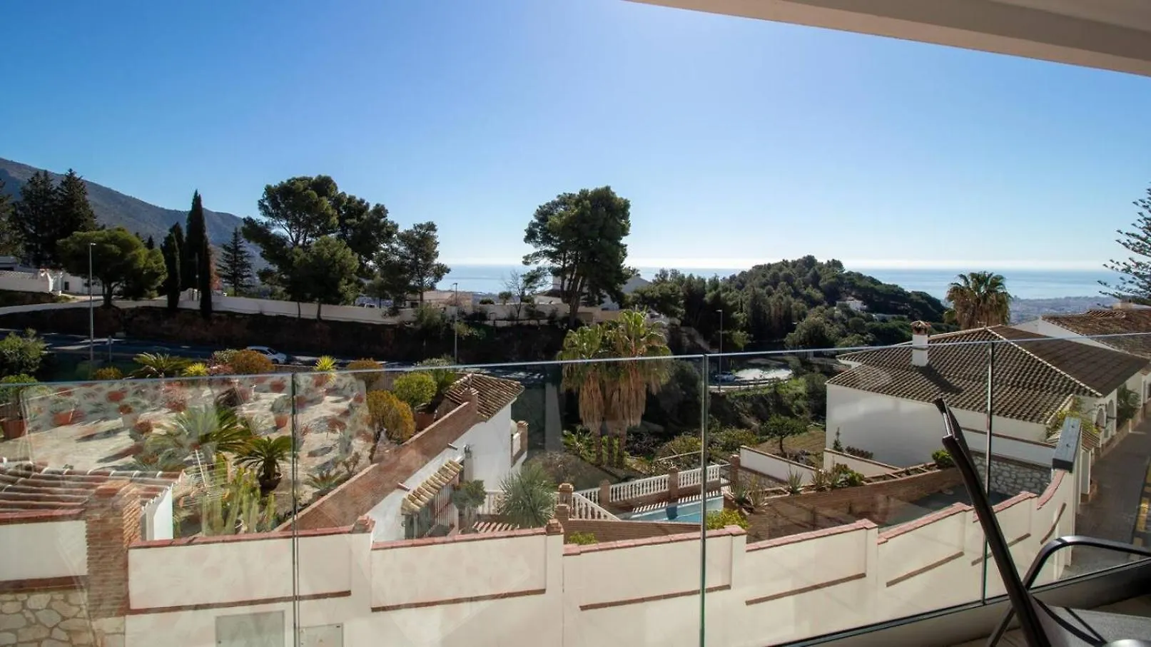 Stylish Central Apartment & Panoramic Views Mijas